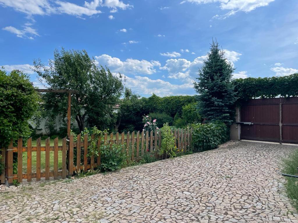 Statek Keblice Villa Exterior photo